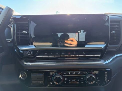 Used 2024 Chevrolet Silverado 3500 LTZ w/ LTZ Premium Package image 9