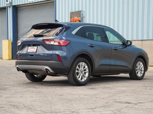 Used 2020 Ford Escape SE FWD image 18