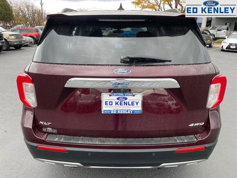 Used 2022 Ford Explorer XLT w/ Equipment Group 202A image 31