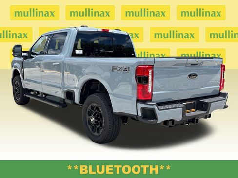 New 2026 Ford F250 Lariat w/ Black Appearance Package AWD/4WD image 12