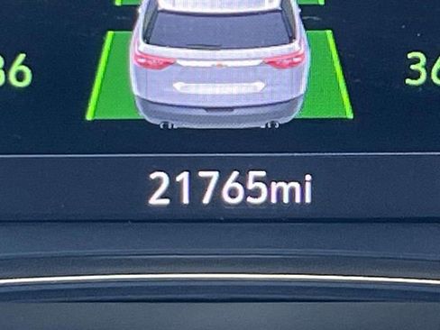 Certified 2023 Chevrolet Traverse LT image 26