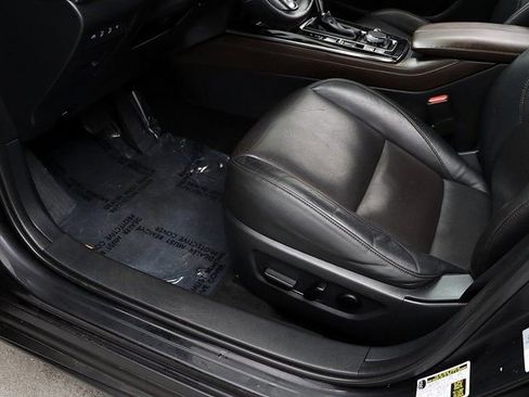 Used 2022 MAZDA CX-30 AWD 2.5 S w/ Premium Package image 24