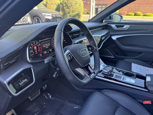 Certified 2022 Audi RS 6 AWD/4WD image 25