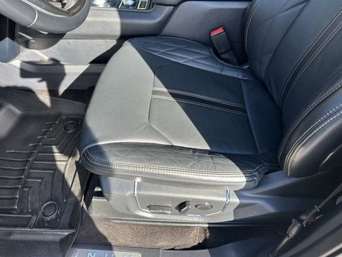 Used 2022 Ford Expedition Max Platinum image 26