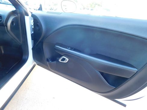 Used 2018 Dodge Challenger R/T image 11