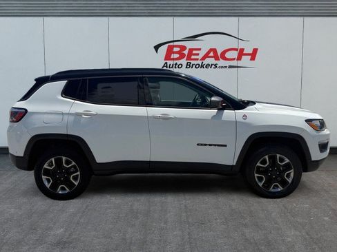 Used 2018 Jeep Compass Trailhawk w/ Navigation Group AWD/4WD image 9