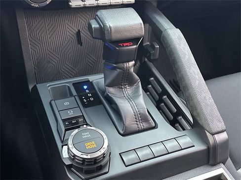 Used 2024 Toyota Tacoma TRD Sport image 23