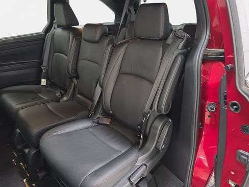 Used 2024 Honda Odyssey Sport image 13