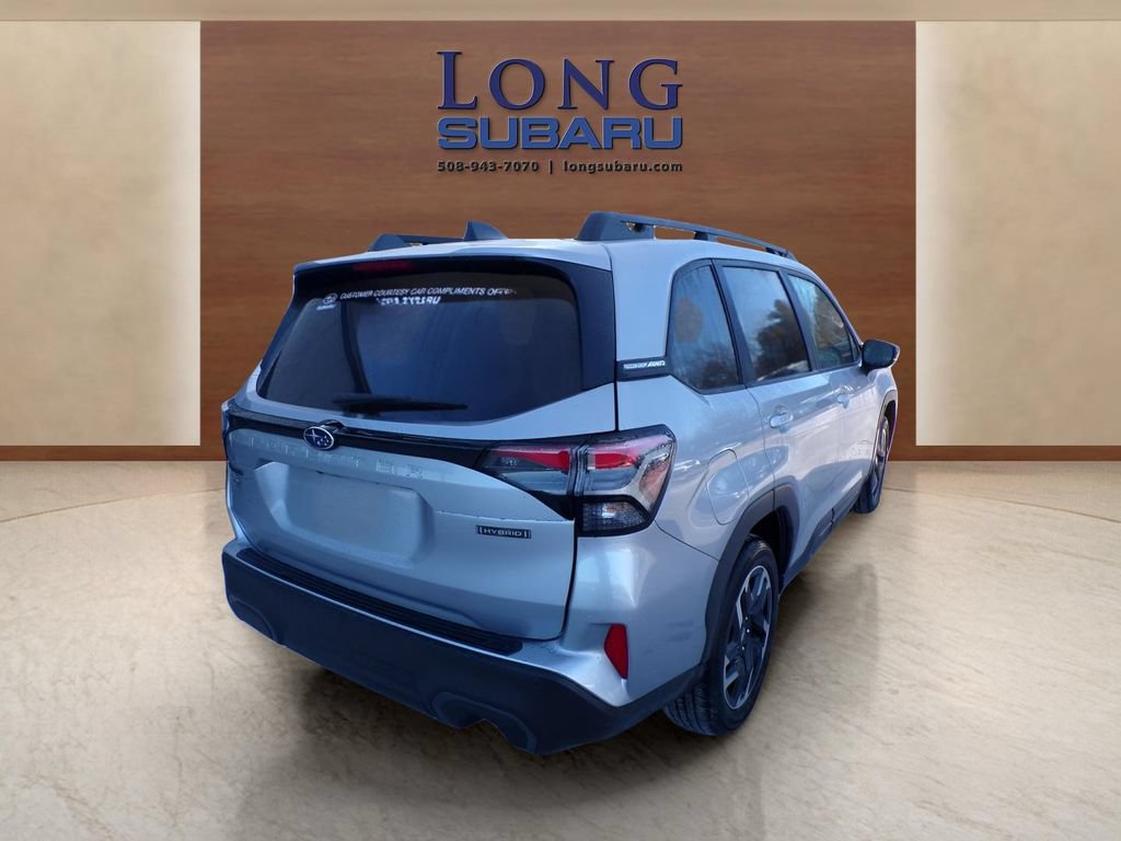 Used 2025 Subaru Forester Limited AWD/4WD image 11
