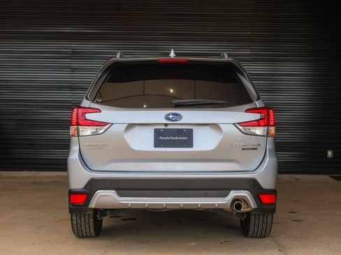 Used 2022 Subaru Forester Touring w/ Popular Package #2 AWD/4WD image 6