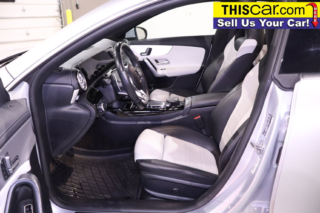 Used 2021 Mercedes-Benz CLA 35 AMG 4MATIC image 30