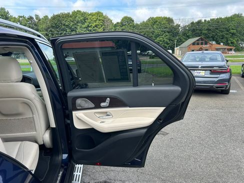 Used 2021 Mercedes-Benz GLE 450 4MATIC image 22