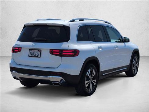 Certified 2026 Mercedes-Benz GLB 250 image 5