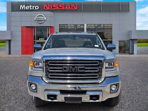 Used 2015 GMC Sierra 2500 SLT AWD/4WD image 2