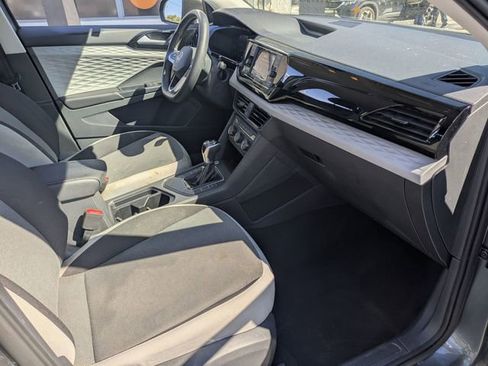 Used 2022 Volkswagen Taos S image 27