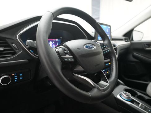 Used 2022 Ford Escape SE w/ Convenience Package AWD/4WD image 8