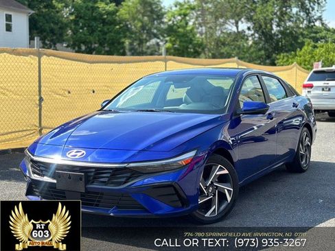 Used 2024 Hyundai Elantra Limited FWD image 1