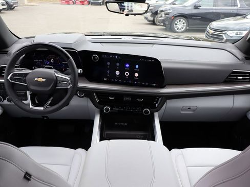 New 2025 Chevrolet Suburban Premier image 49