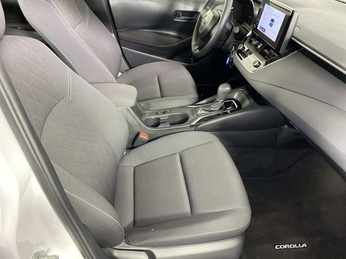 Used 2023 Toyota Corolla LE w/ Carpet Mat Package (TMS) image 10