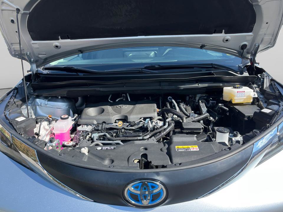 Used 2025 Toyota Sienna XLE FWD image 16