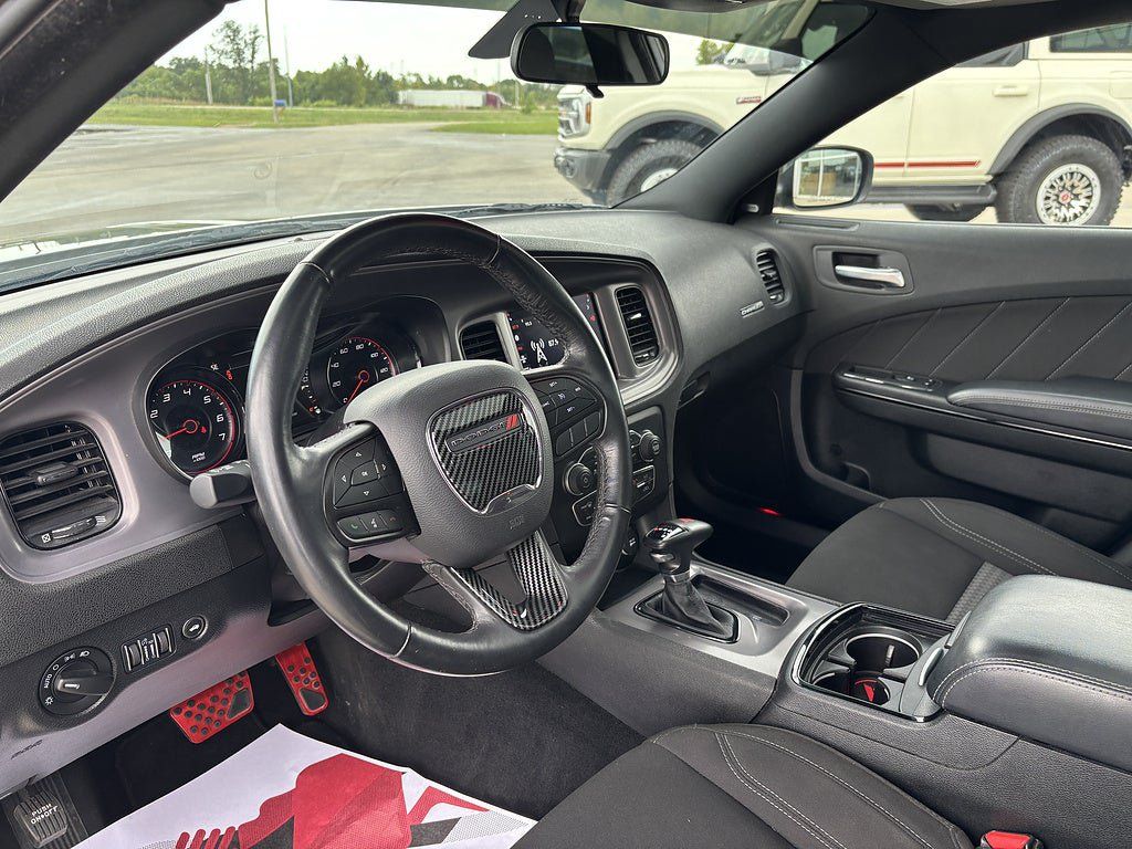 Used 2023 Dodge Charger SXT w/ Blacktop Package RWD image 9