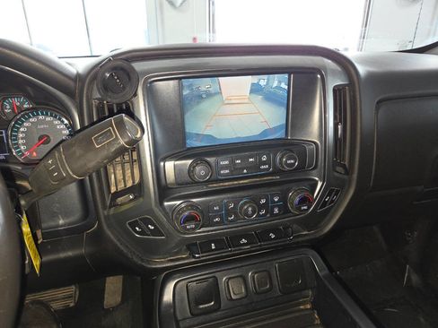 Used 2017 Chevrolet Silverado 1500 LT w/ All Star Edition AWD/4WD image 33