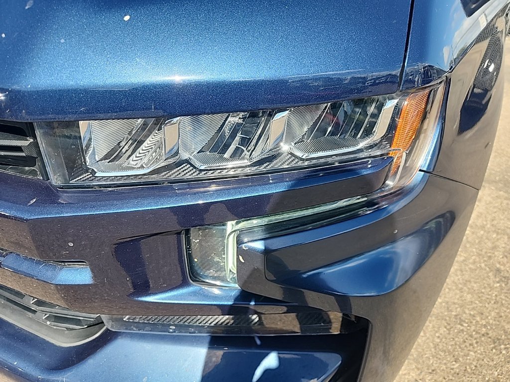 Used 2022 Chevrolet Silverado 1500 RST RWD image 5