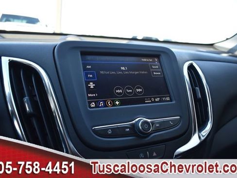 Used 2024 Chevrolet Equinox LT image 33