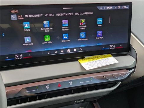 Used 2025 BMW X3 xDrive30i w/ Convenience Package image 12