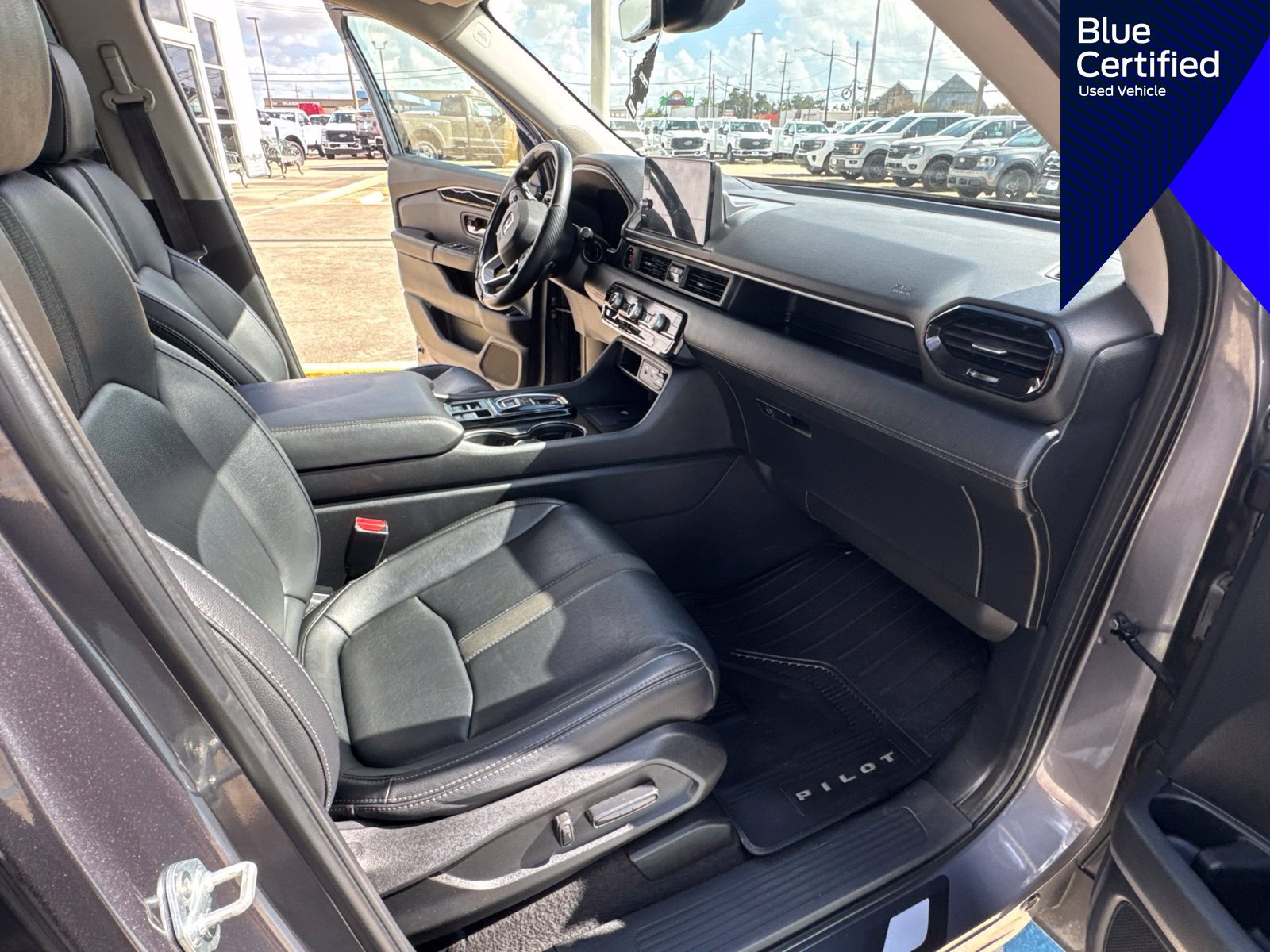 Used 2025 Honda Pilot EX-L image 36