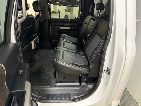 Used 2020 Ford F350 4x4 Crew Cab DRW Super Duty image 44