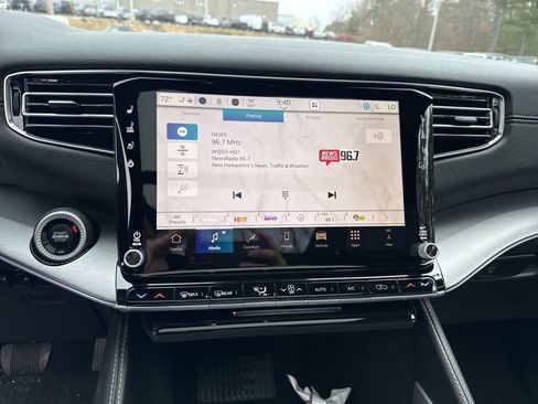 New 2026 Jeep Grand Wagoneer 4WD image 12