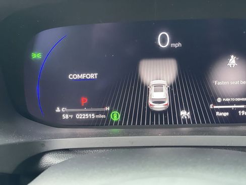 Used 2024 Acura MDX SH-AWD w/ Technology Package image 12