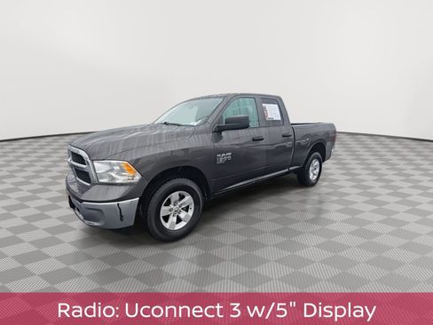 Used 2024 RAM 1500 Classic SLT image 4