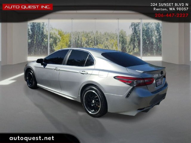 Used 2018 Toyota Camry SE FWD image 7