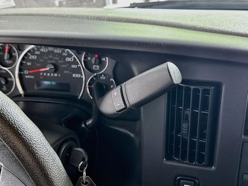 Used 2025 GMC Savana 2500 w/ Driver Convenience Package RWD image 17