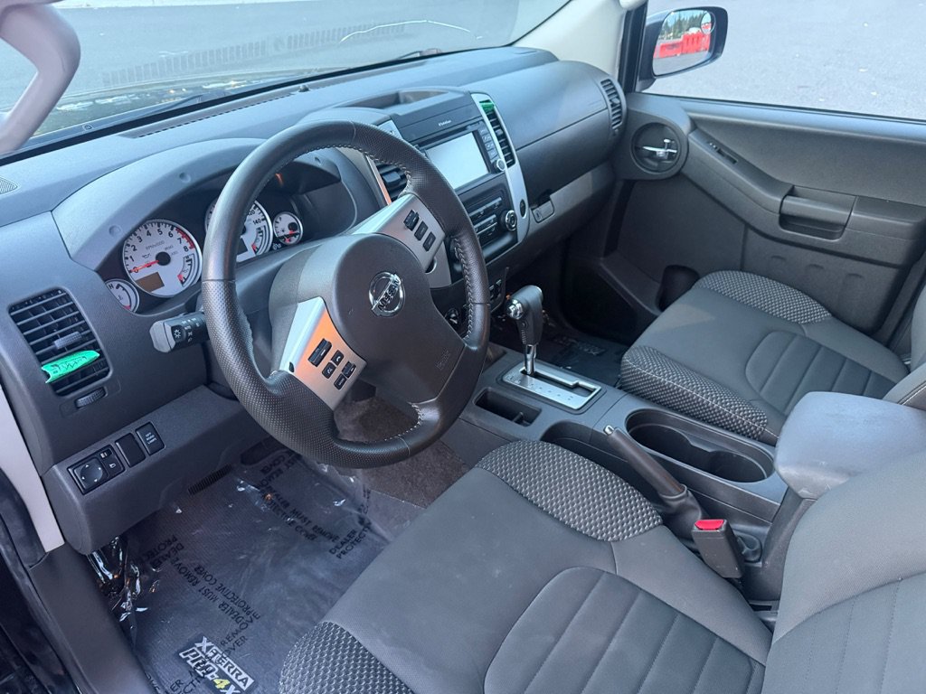 Used 2015 Nissan Xterra PRO-4X w/ Nevada Tow Package AWD/4WD image 10