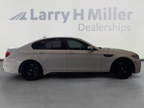 Used 2016 BMW M5 RWD image 6