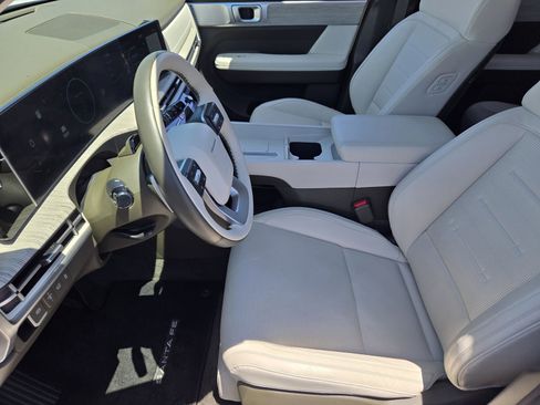 Used 2025 Hyundai Santa Fe Calligraphy FWD image 12