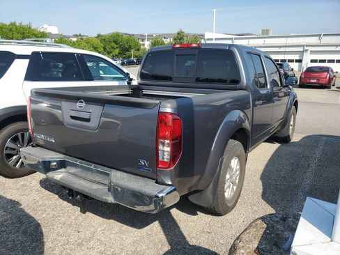 Used 2019 Nissan Frontier SV w/ Value Truck Package RWD image 13