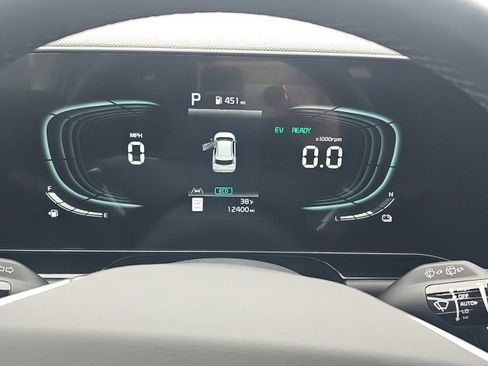 Certified 2024 Kia Niro EX Touring image 19