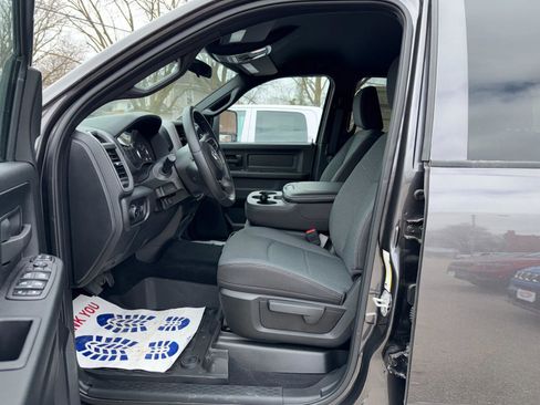 New 2024 RAM 2500 Tradesman w/ Chrome Appearance Group AWD/4WD image 7