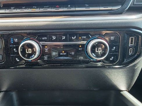 Used 2024 GMC Sierra 2500 SLT w/ SLT Premium Package image 67