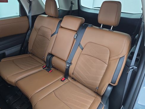 New 2025 Nissan Pathfinder Platinum w/ Cargo Package image 14