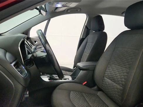 Used 2019 Chevrolet Equinox LT w/ Driver Convenience Package FWD image 27