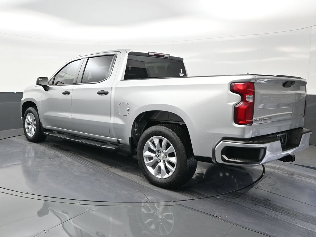 Used 2021 Chevrolet Silverado 1500 Custom RWD image 3