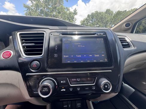 Used 2015 Honda Civic EX image 16