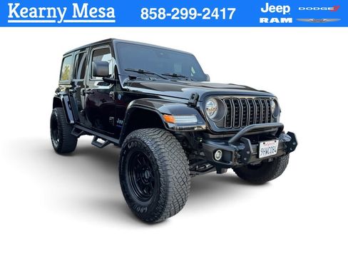 Used 2024 Jeep Wrangler Unlimited AWD/4WD image 1