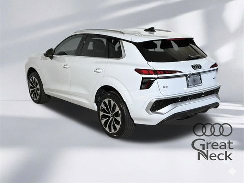 New 2026 Audi Q3 quattro 2.0T AWD/4WD image 8