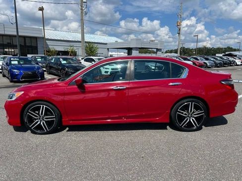 Used 2017 Honda Accord Sport Special Edition image 4